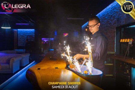 CHAMPAGNE SHOWER - Samedi 31 Aout